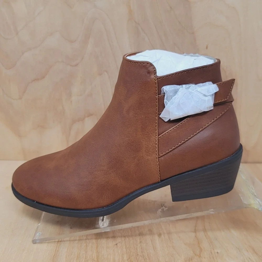 VEPOSE Women's Ankle Boots Size 7 M Low Heels Side Zip Booties Cognac